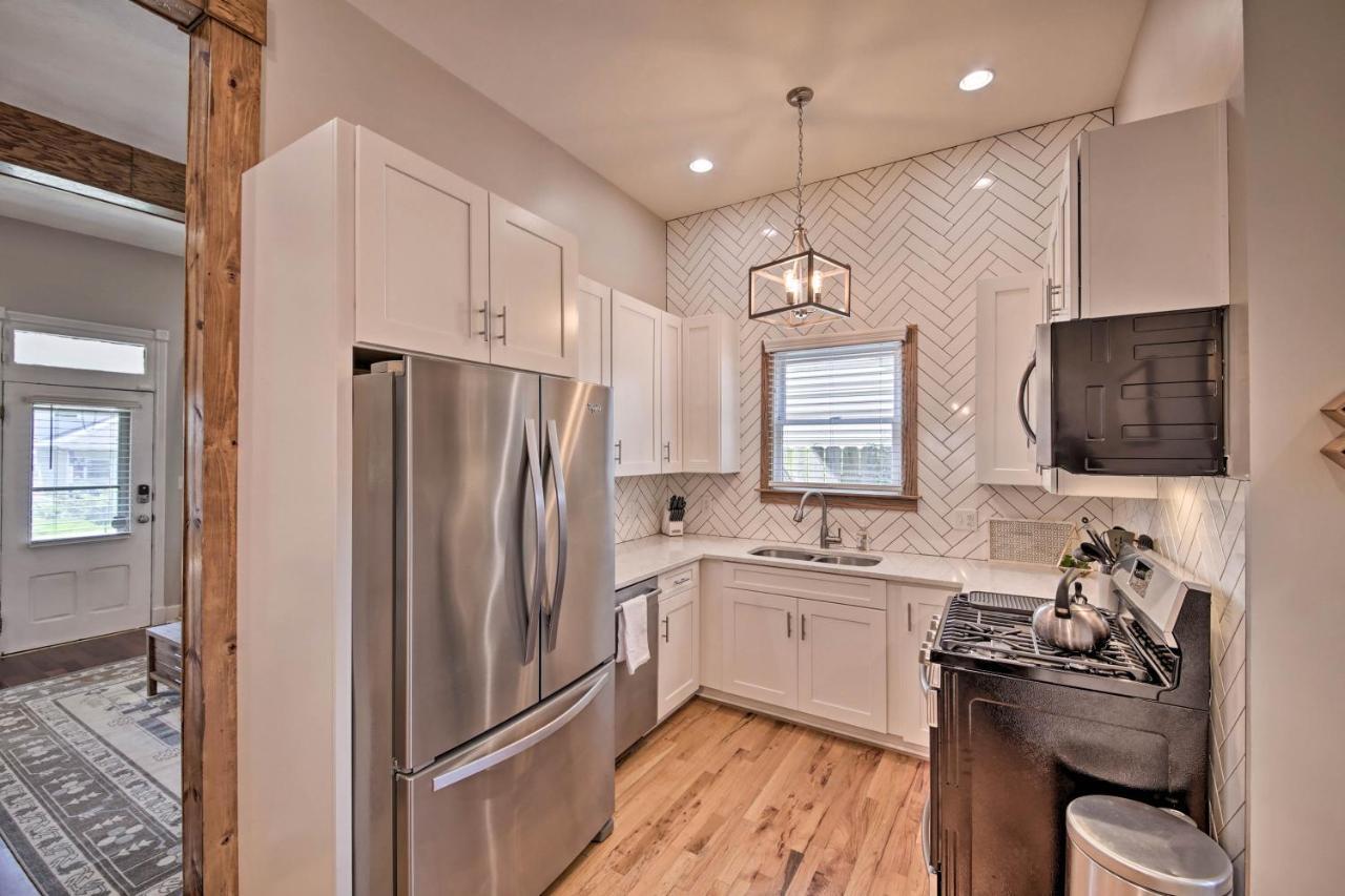Updated Indianapolis Home, Walk To Lucas Oil! Exterior foto